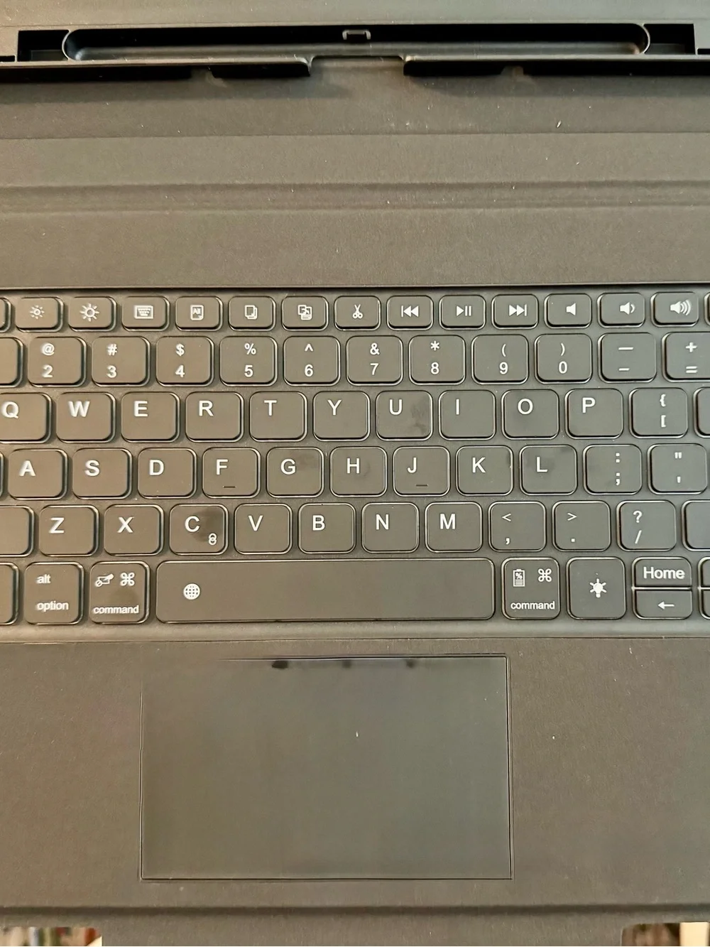 Bluetooth Touchpad Keyboard Case for iPad Pro 11